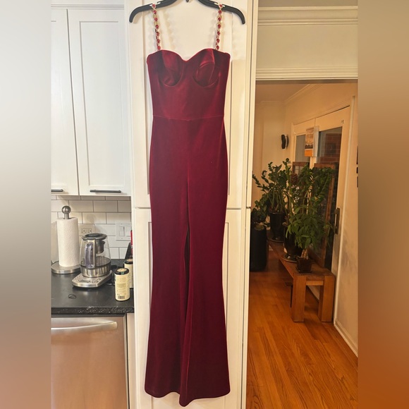 new Nadine Merabi Harley velvet belted embellished strap jumpsuit in red - Picture 6 of 13